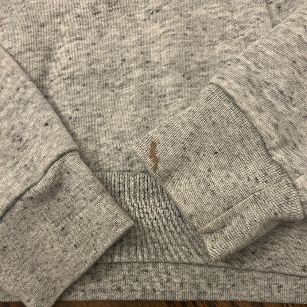 Pink pullover size small - Picture 2 of 2